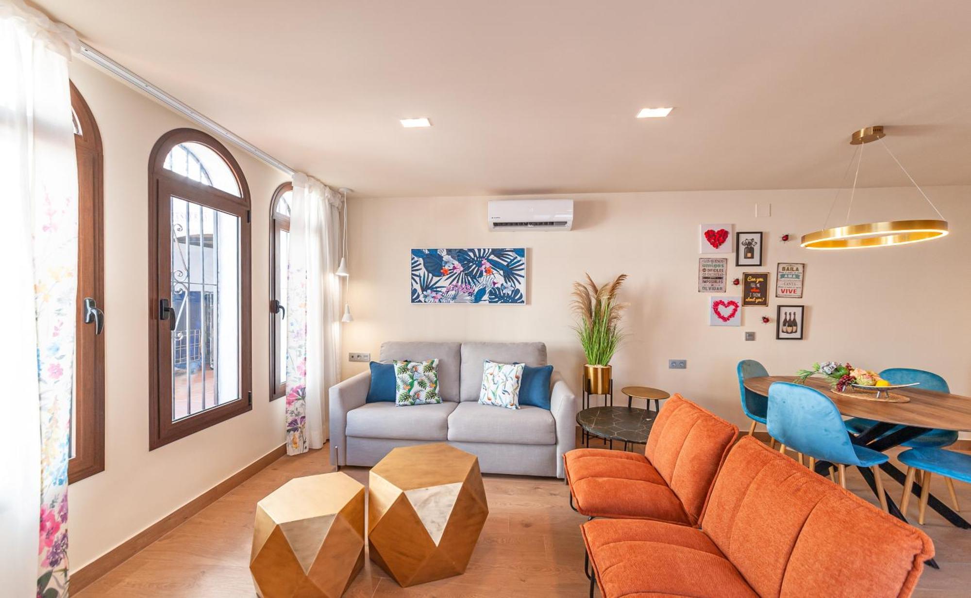 Pueblo Evita Premium Suites Benalmadena Bagian luar foto